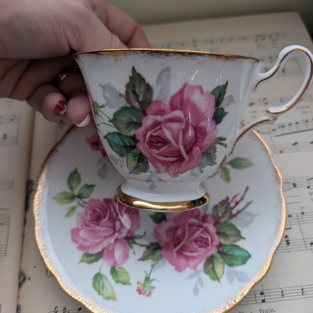 Stafford Berkeley Rose Bone China Saucer